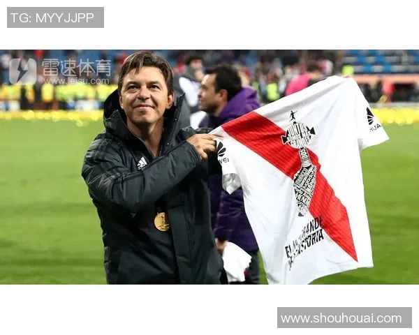 拉普拉塔体与河床比赛前瞻分析及胜负预测探讨